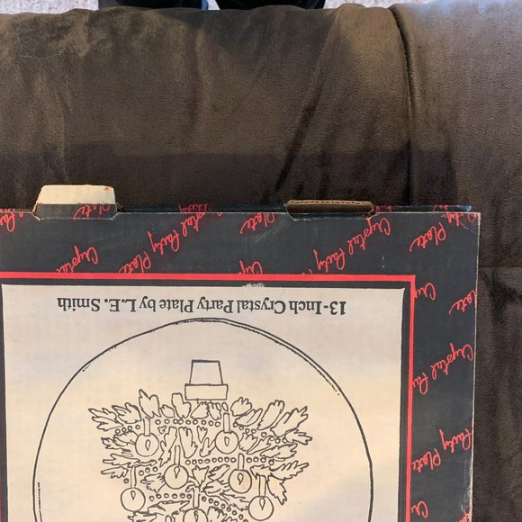 VINTAGE L.E. SMITH 13" CRYSTAL PARTY PLATE, CHRISTMAS SERVING PLATE, MADE IN USA - Picture 6 of 10